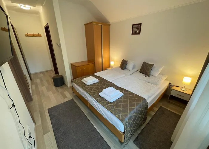 Pensiune Josephus Vendeghaz Kotcse